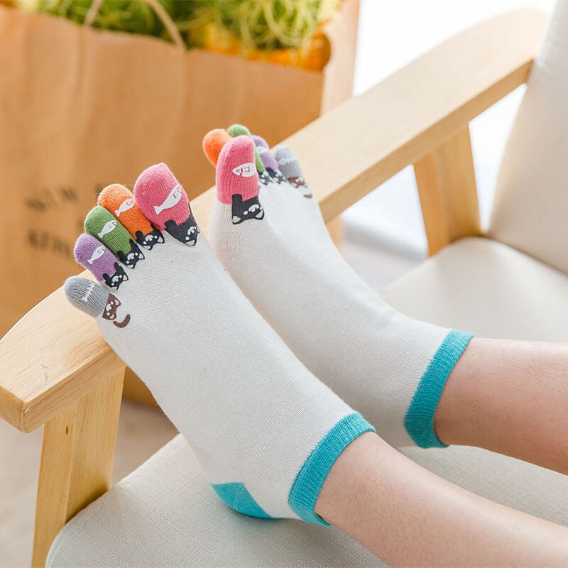 Novelty Cute Ankle Five Finger Happy Socks Woman Print Cotton Dispensing White Harajuku Girl No Show Funny Socks with Toes New