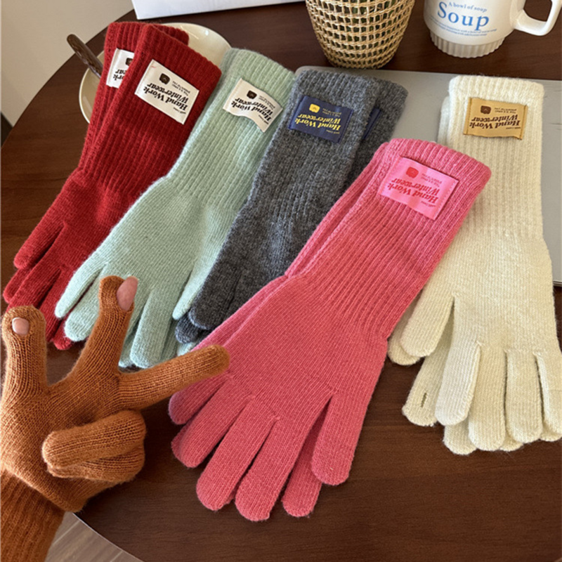 Luvas de malha de dedos completos para mulheres, furos para dedos, luvas de inverno coreanas cor sólida, luvas quentes espessadas, moda, 2023