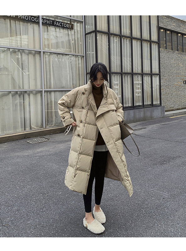2023 nuovo piumino invernale alla moda per donna, di media lunghezza, design ampio, giacca in cotone addensato