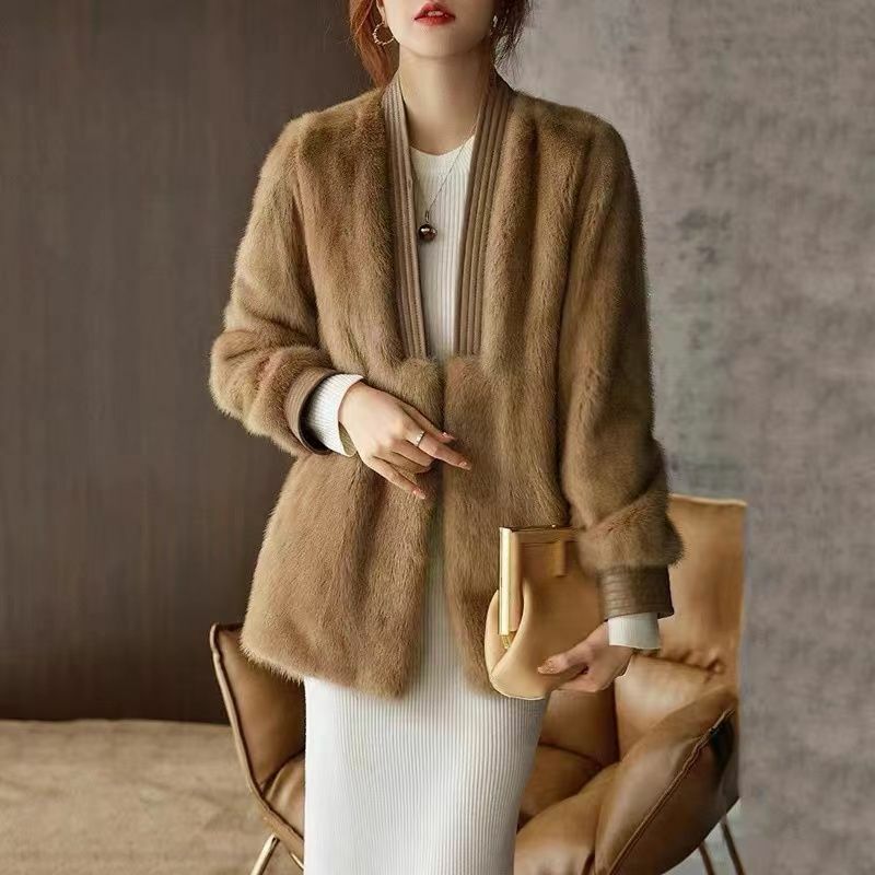 女性のためのフェイクファーコート、暖かいショートジャケット、イミテーションミンクとウサギの毛皮、エレガントな韓国のファッション、冬