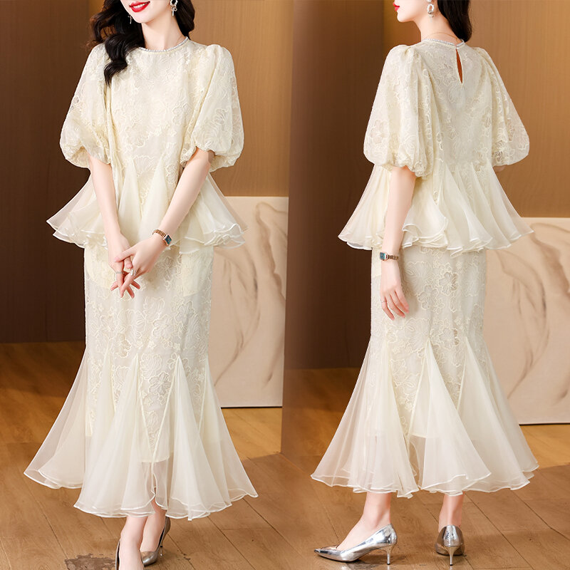 2024 New Beige Round Neck Silk Mesh Embroidered T-shirt Skirt Set with Bubble Sleeves, Loose Size, Slimming Two Piece Set
