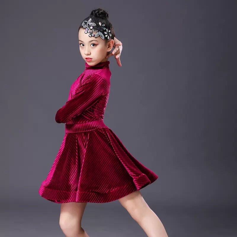Vestito da ballo latino in velluto per bambini per ragazze concorso per bambini Tango Salsa Dancewear pratica abbigliamento da ballo Cha Cha nuovo stile