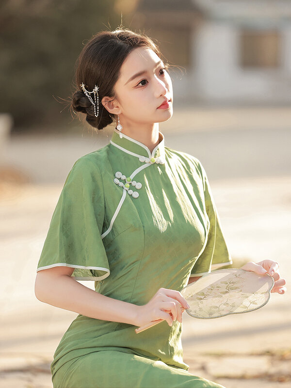 FZSLCYIYI Light Green Sexy Jacquard Satin Qipao Elegant Short Sleeve Chinese Cheongsam Retro Daily Evening Dress