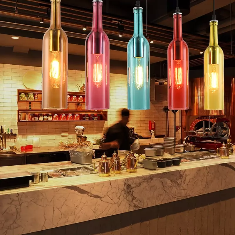 Stylu industrialnym Retro żyrandol osobowość kreatywna stolik barowy wino lampa w kształcie butelki restauracja kawiarnia dekoracja sklepu odzieżowe