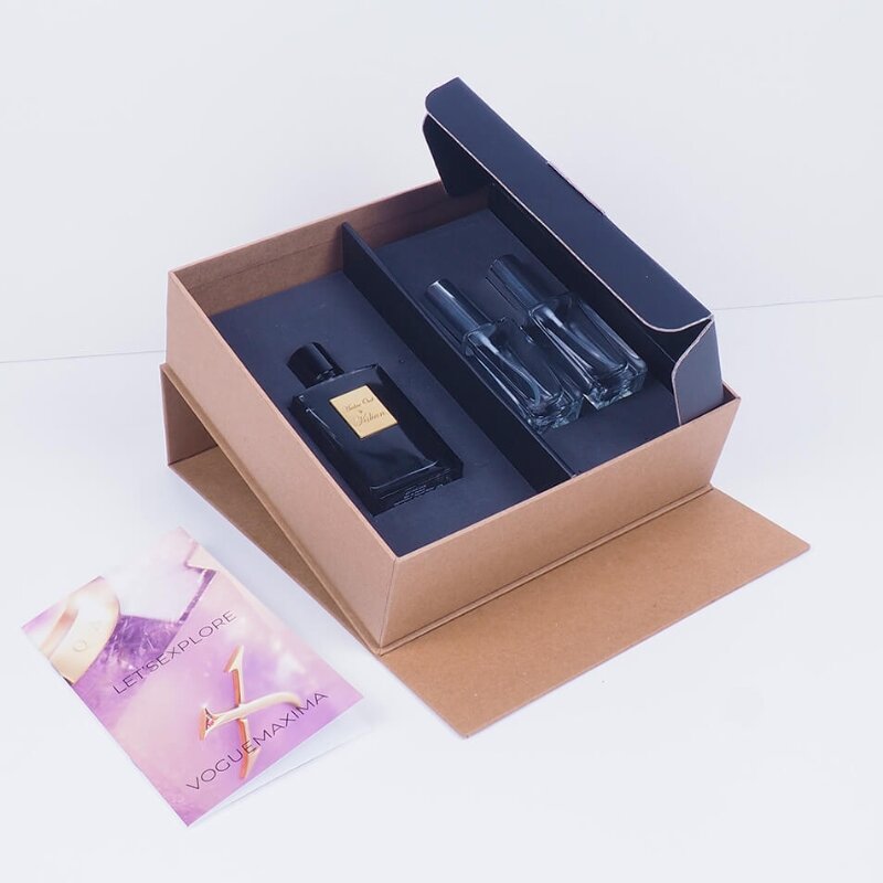 Caja de regalo cuadrada personalizada con cierre magnético de cartón rígido, embalaje de lujo con tapa superior, diseño de fábrica