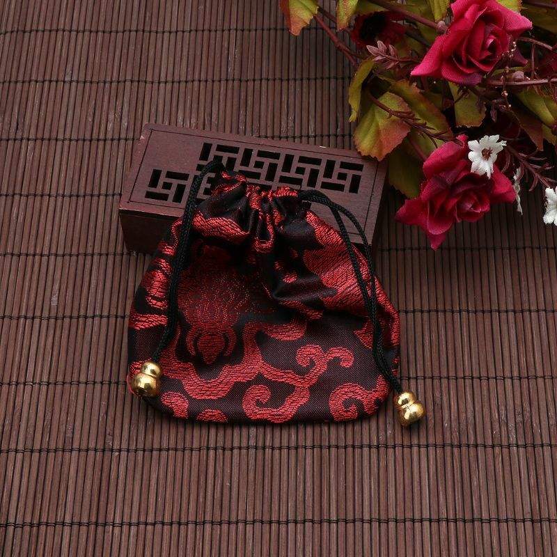 Wysokiej jakości etui na biżuterię Jedwabne sznurkiem torby na prezenty Tradycyjne jedwabne etui podróżne Chiński haft Biżuteria