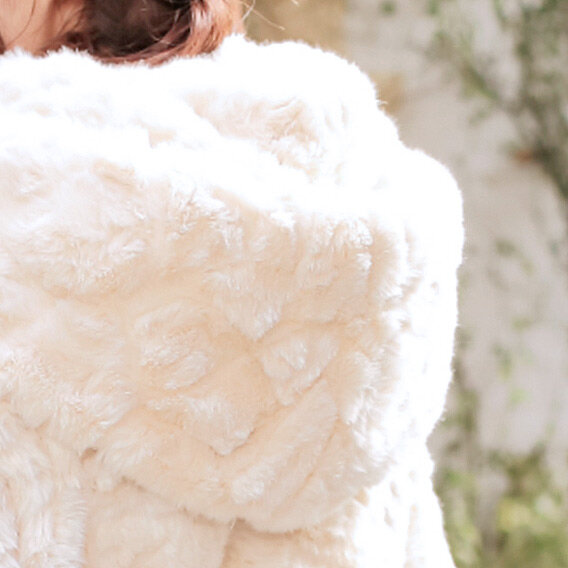 Abrigo de piel de imitación de Animal de Japón Liz Lisa, abrigo de encaje grueso y cálido, invierno