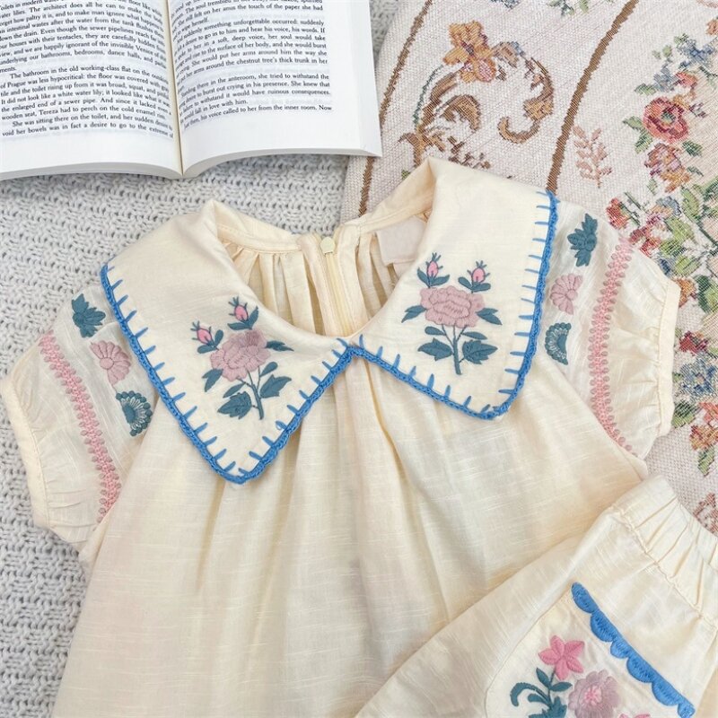 Apo Summer 2024 Girls' Set Same Style Girls' Pastoral Style High Definite Heavy Duty Embroidery Top and Shorts Two holiday sets