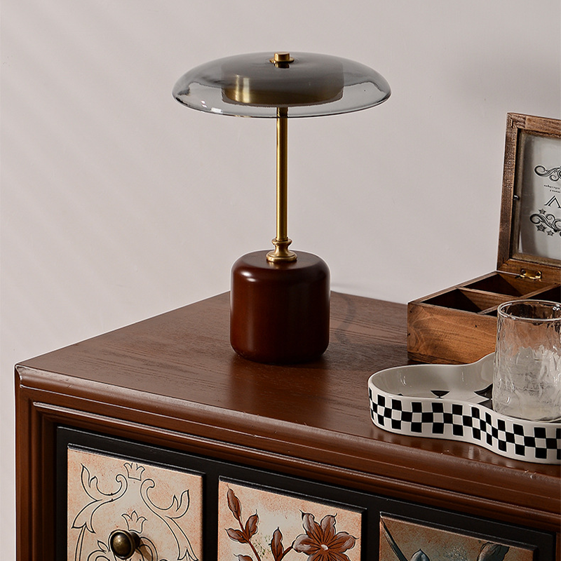 Mushroom Brass LED Glass Table Lamp, Designer Wood Desktop Light para Bedside Bedroom, Home Art Decor, Luxury Brass Night Light, 12W