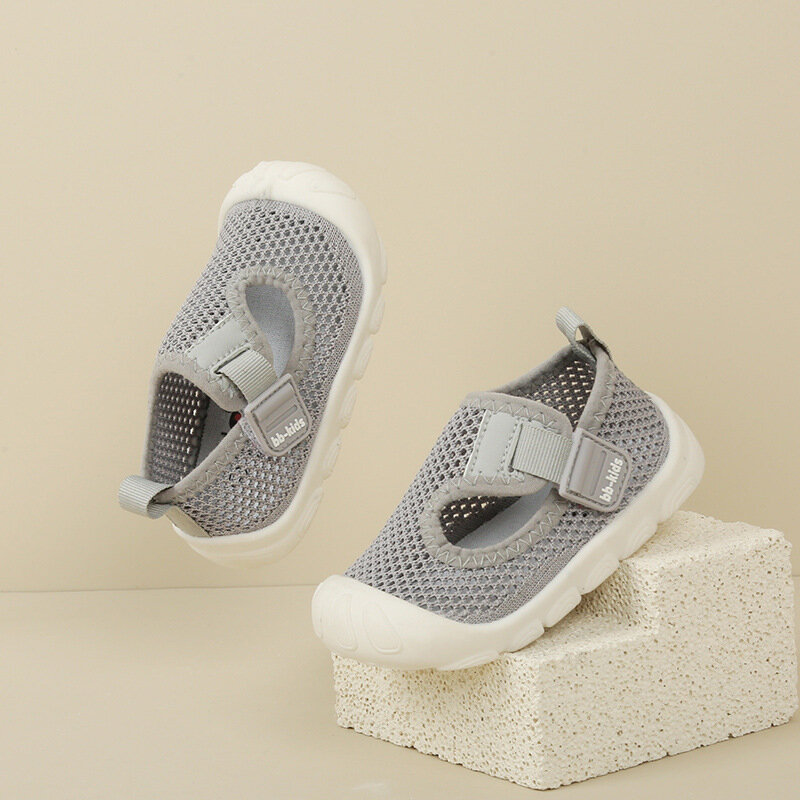 Zapatos informales de suela blanda para bebé, calzado antideslizante de malla para caminar, sandalia deportiva para niño y niña, novedad de verano 2023