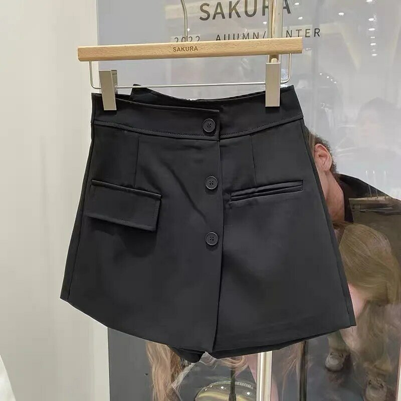 Neue Frauen solide unregelmäßige einreihige Minis horts Röcke Mode hoch tailliert schwarz alle Match Frühling Sommer kurze Hosen 2024