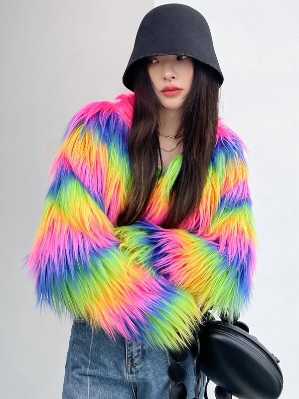 Streetwear Regenboog Gestreepte Faux Fur Coat Vrouwen Imitatie Geit Wol Luxe Furry Jacket Top Club 2022 Herfst Winter Nieuwe Kleren