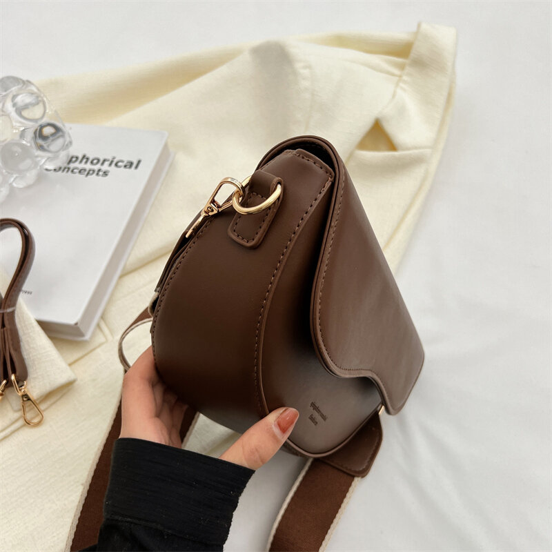 Small Leather Saddle Armpit Bags for Women 2023 Summer Chain Shoulder Crossbody Bag Ladies Vintage Underarm Handbags bolsa