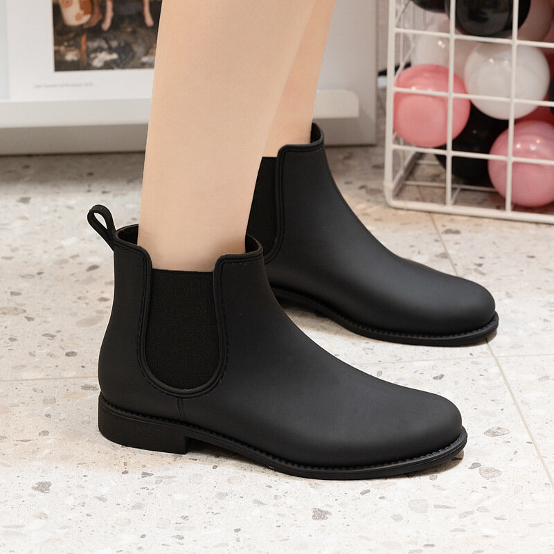 Botas de chuva Chelsea para mulheres, botas básicas de tornozelo brilhantes, sapatos impermeáveis com elástico, antiderrapante, botas de chuva confortáveis, moda, 2024