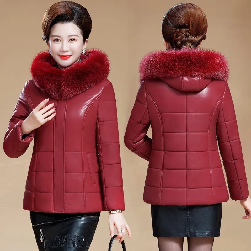 Женская кожаная куртка среднего возраста, новая зимняя утепленная кожаная куртка, короткие женские парки с капюшоном, женская одежда с меховым воротником