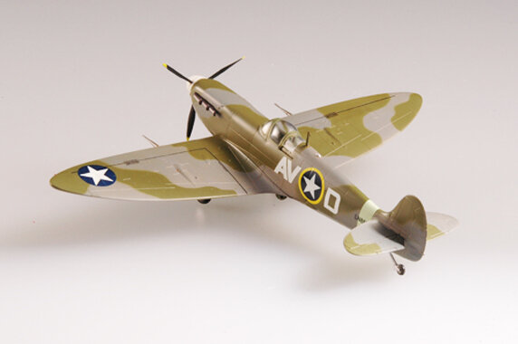 Easymodel 37215 1/72 2 차 세계 대전 USAAF 355 스쿼드로 스핏파이어 전투기 조립 완료 군사 정적 플라스틱 모델 컬렉션 또는 선물