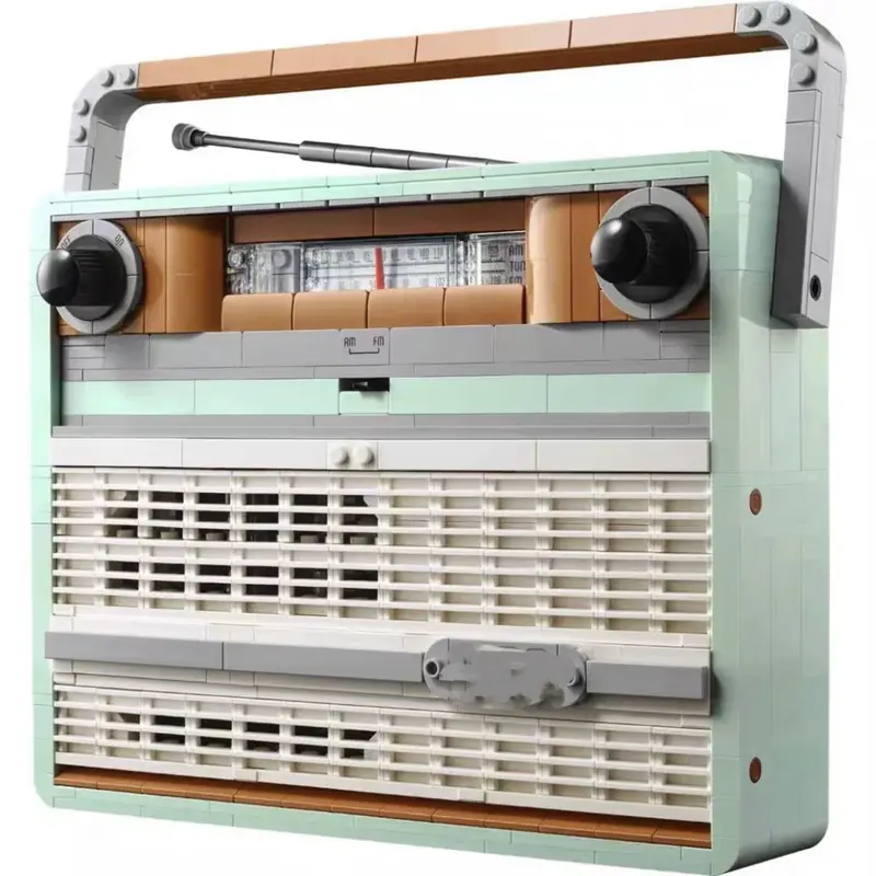 2024 nuovo 10334 Retro Radio Model Building Blocks 1970s transistor Radio Music Home Decor mattoni giocattolo per bambini regali di natale
