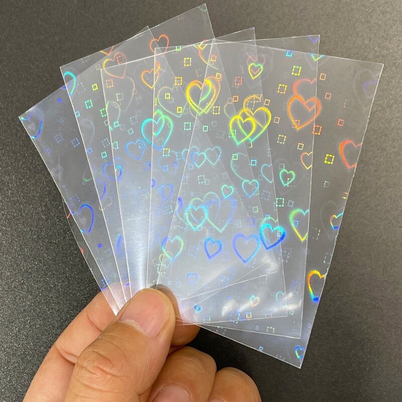 Protector de tarjeta holográfica transparente de 58x87mm, 50 piezas, estrellas láser, corazones, arcoíris, mariposa, fuegos artificiales, juego Idol