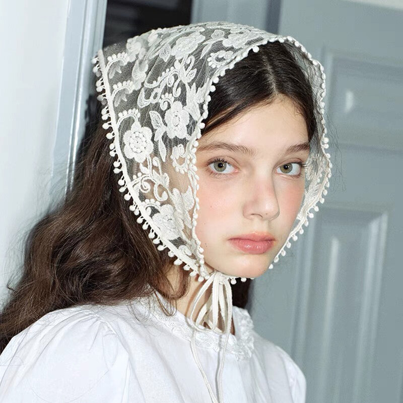Bufanda de pelo de encaje Floral tejida blanca para mujer, pañuelo de cabeza triangular Retro, sombrero, diadema de foto de viaje, accesorios para el cabello