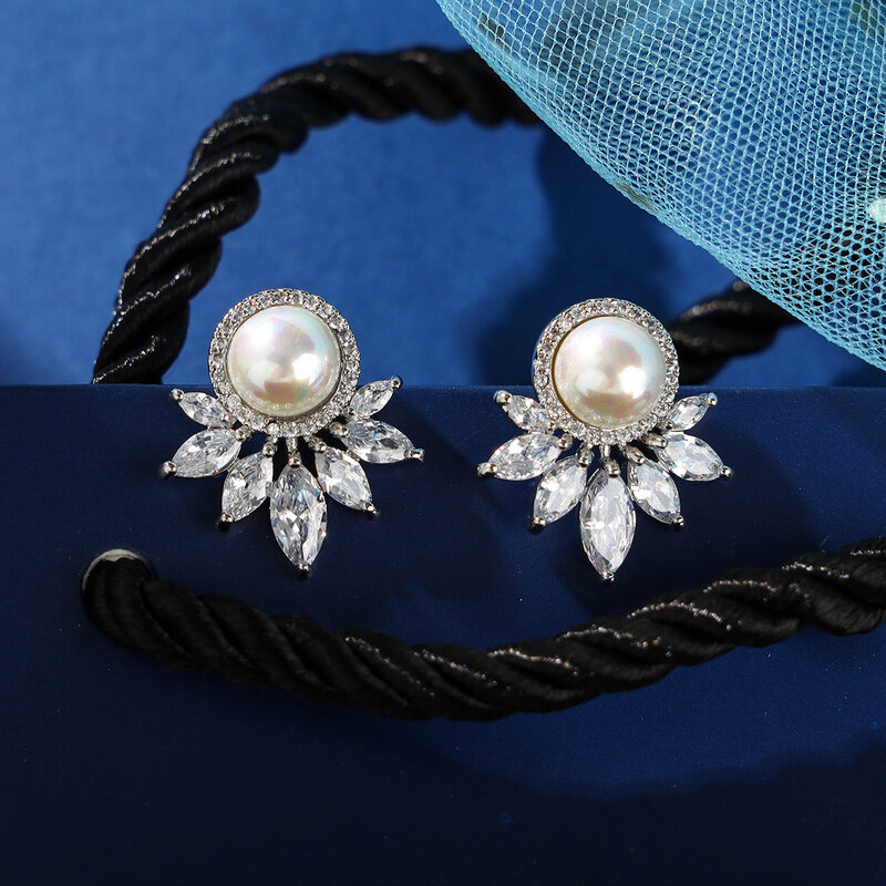 Bridal pearl wedding earrings bridal pearl cluster earrings cubic zirconia pearl pendant stud earrings suitable for wedding prom