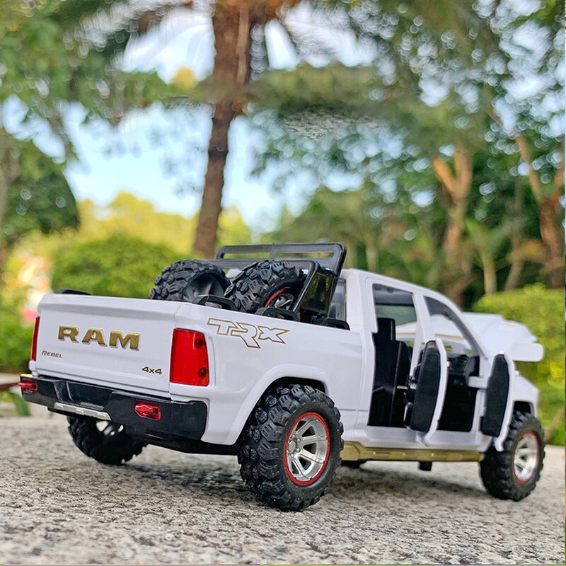 1:32 Scale Diecast Dodge Ram TRX Pickup Metal Car Model Vehicle For Boys Child Kids Toys Hobbies Collection Free Shipping