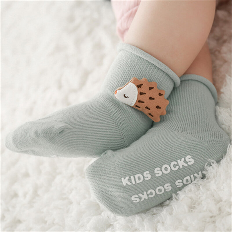 Bonito dos desenhos animados do bebê meias de assoalho anti deslizamento boca solta algodão macio respirável para a criança recém-nascido outono animal crianças meias