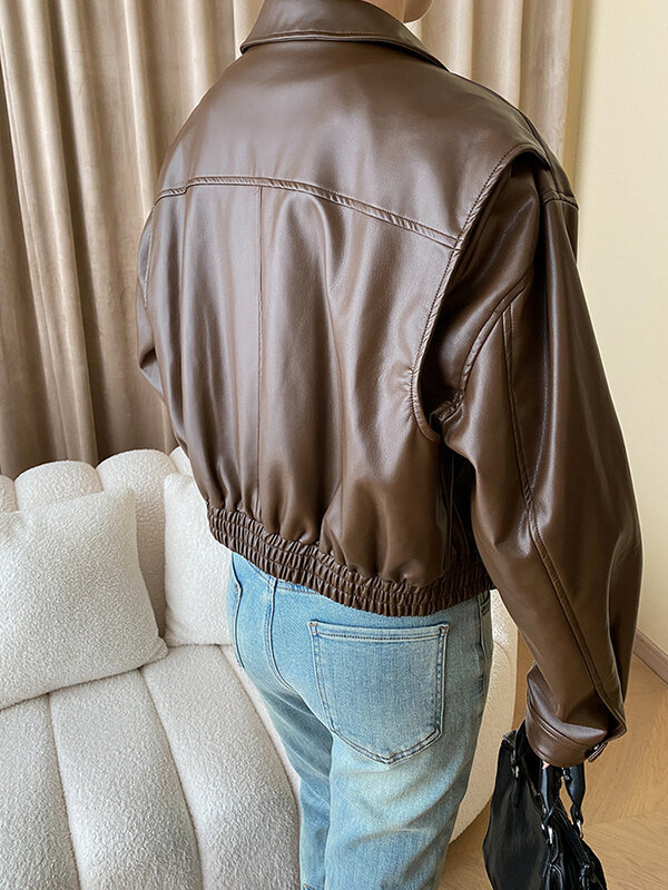 루즈핏 블랙 빅 사이즈 PU 가죽 재킷, 라펠 긴팔 여성 코트, 패션 타이드 용수철, 가을 O607, 신상