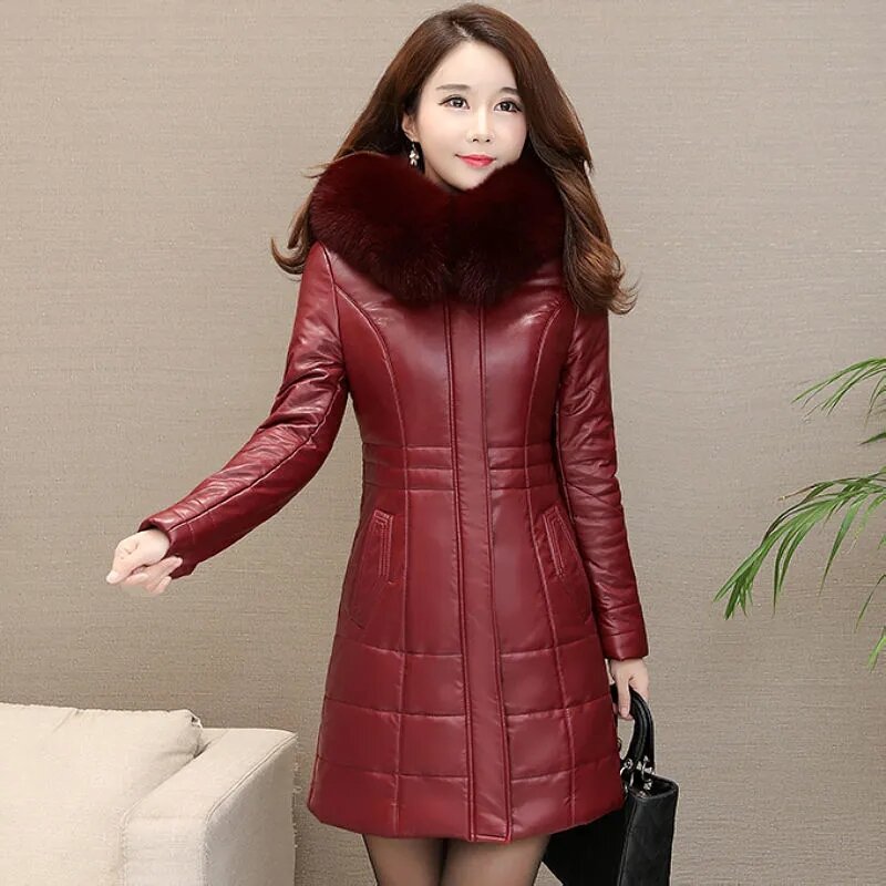 Casaco de couro de comprimento médio para mulheres, casaco com capuz solto, gola de pele, velo, quente no inverno, L-8XL