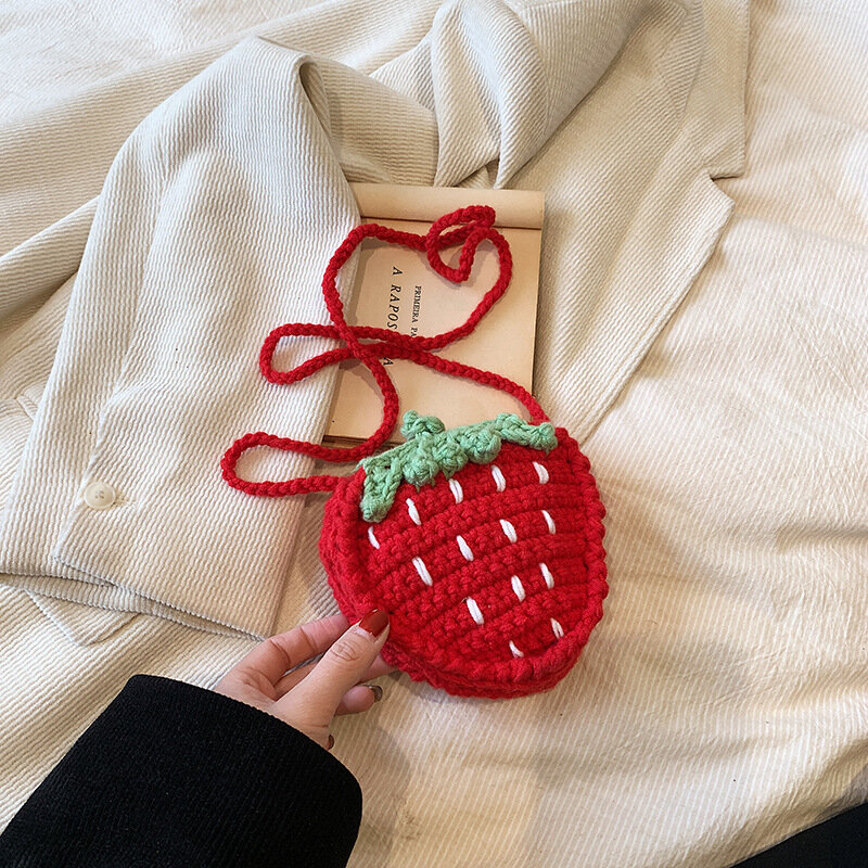 Handmade Knitted Children's Wool Coin Purse Cute Little Girl Strawberry Cross-Body Bag Girls' Leisure Mini Shoulder Bag