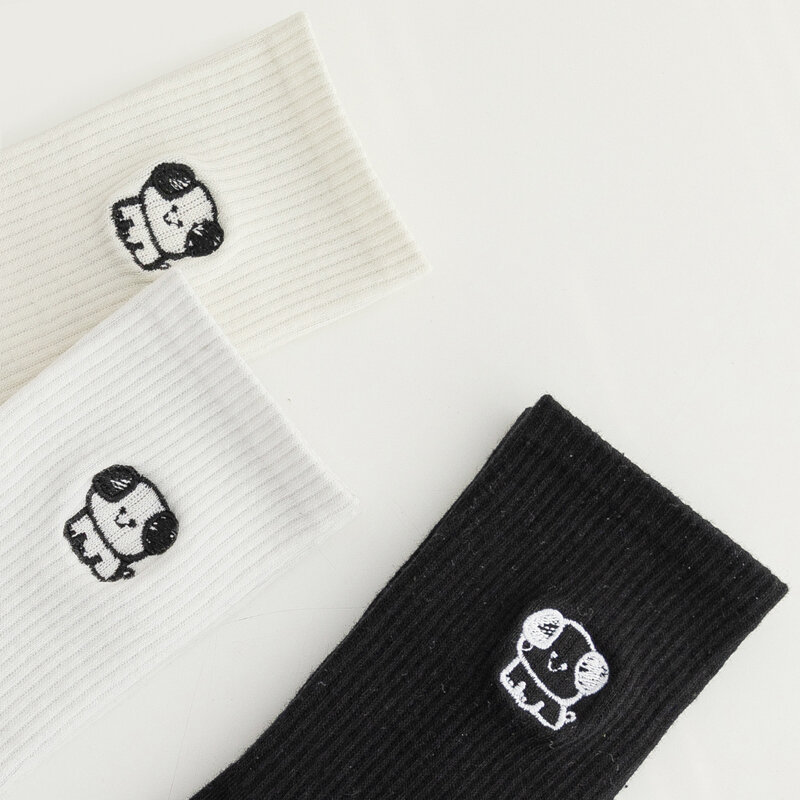 Calcetines holgados de algodón para mujer, medias largas bordadas de Color sólido, Color blanco y negro, venta al por mayor, 1 par