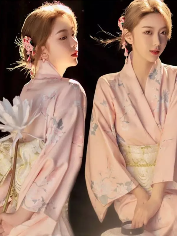 Kimonos Woman 2023 Japanese Kimono Cardigan Cosplay Shirt Blouse Japanese Yukata Female Summer Beach Kimono Photography Clothes