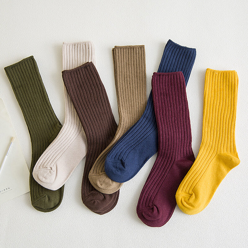 Retro par de calcetines de algodón para mujer, 1 par de calcetines sueltos de punto, Color sólido, largos, estudiantes, niñas, Otoño e Invierno