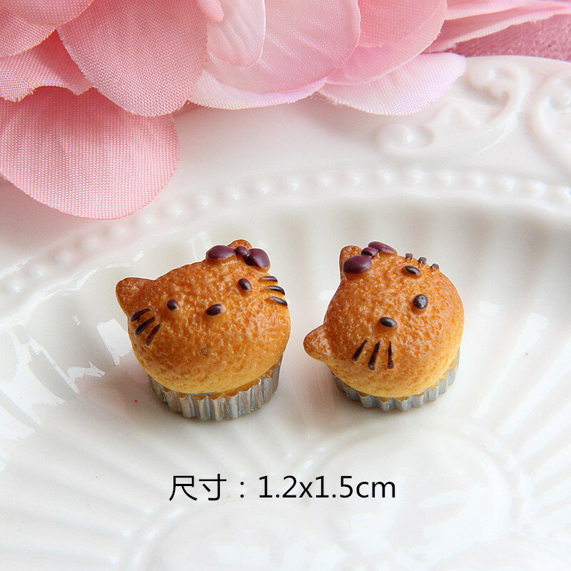 Miniature Candy Toy HelloKitty KT Cat Simulated Food Bread Biscuits Doll House Decoration Kitchen Food Play Toys Kids Gifts