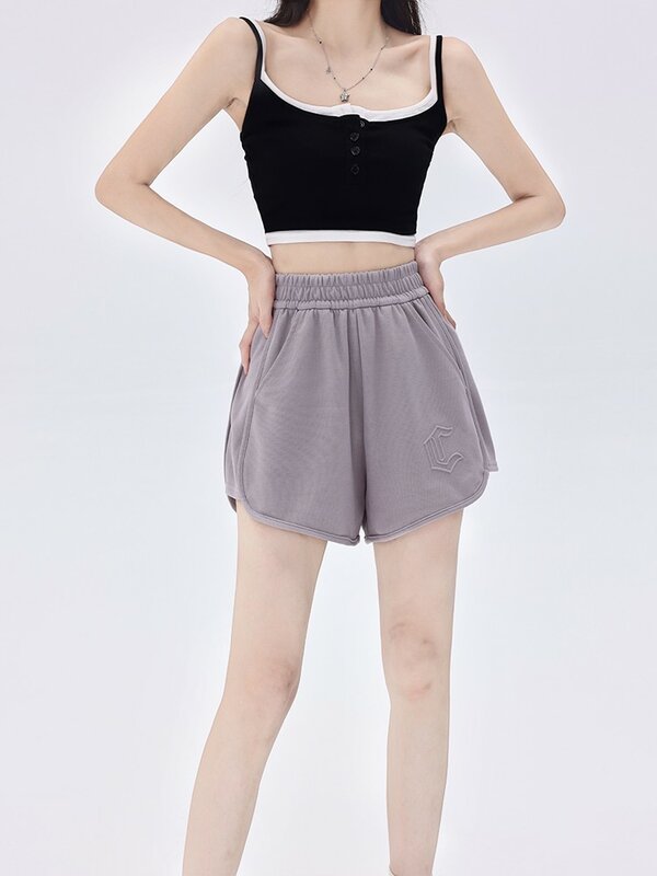 GUUZYUVIZ-Shorts femininos bordados em relevo, monocromático, casual, esportivo, perna larga, solto, macio, confortável
