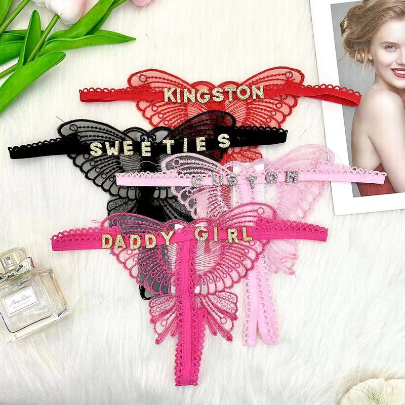 2 buah/set Thong kustom dengan nama kustom celana dalam wanita kupu-kupu G-String dengan berlian imitasi huruf Tanga Lingerie Bikini
