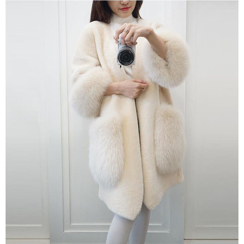 Mantel Bulu Imitasi Panjang Medium Baru Musim Dingin Wanita Mantel Longgar Bulu Domba Cantik Mantel Wol Bulu Rubah Palsu Wanita Jaket Wol Potong Domba