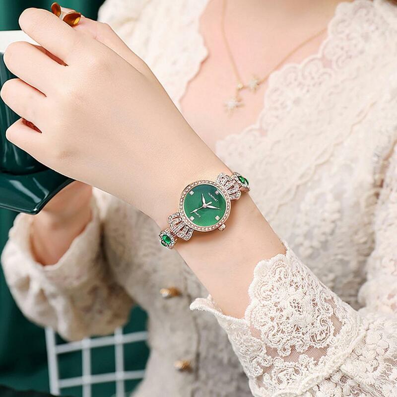 Jam tangan acara Formal mahkota berlian imitasi elegan jam tangan wanita dengan tali paduan pergerakan kuarsa perhiasan modis untuk wanita