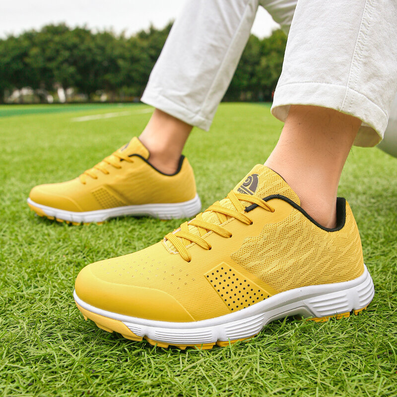 Zapatos de Golf profesionales con pinchos para hombre, Gofl de lujo, calzado transpirable y cómodo para caminar al aire libre, novedad