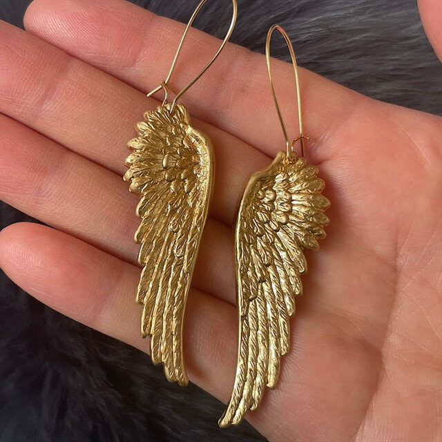 大きなゴールドの真ちゅう製のオープンリングイヤリング,手作り,女性のための素敵なゴールドの天使の羽,エスニックスタイルのボヘミアン