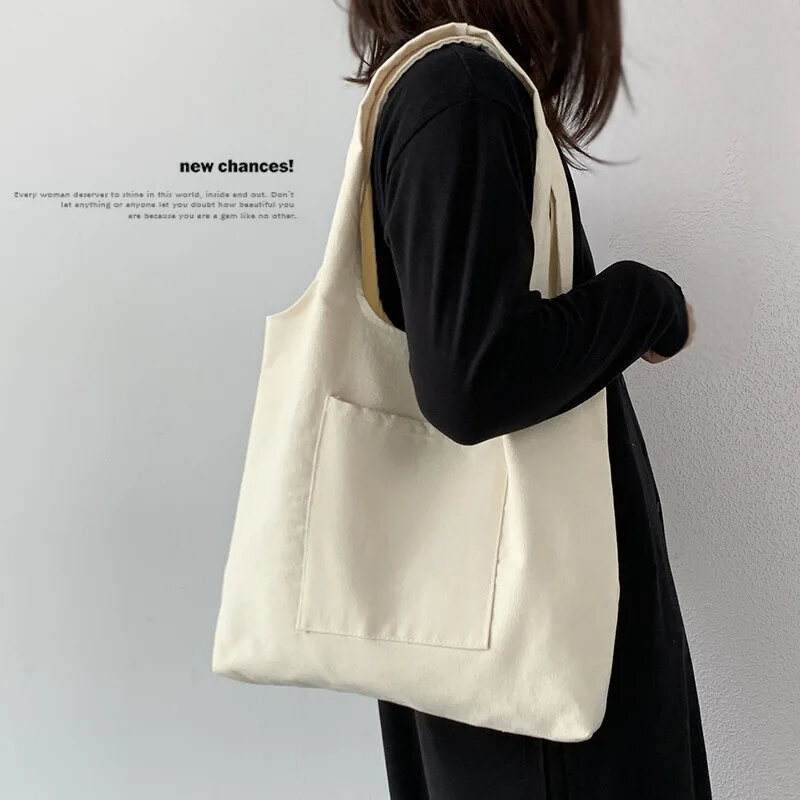 2024 Einkaufstasche Frauen tasche reine Farb serie beige wieder verwendbare Harajuku Pendler einfache große Kapazität Mode Einkaufstasche