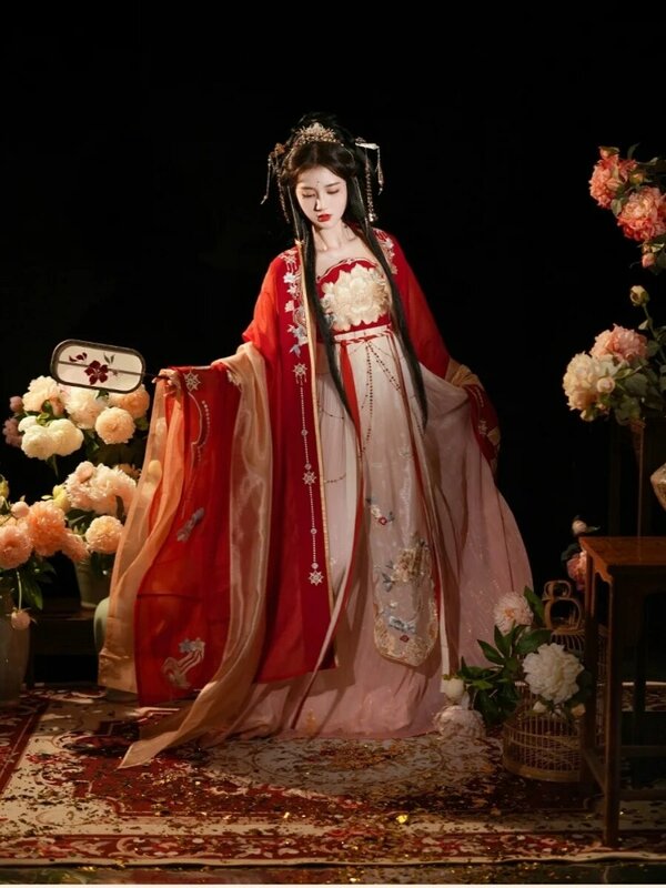 ชุดฮานของผู้หญิงชุดปักลายเสื้อผ้างานแต่งงานแดงที่อกแบบดั้งเดิมชุดใหม่