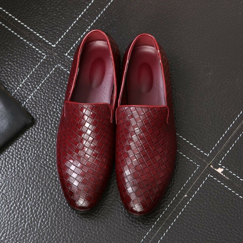 Mocasines de cuero formales para hombre, zapatos masculinos de estilo británico, para ir a la oficina y bodas, elegantes, de cuero coiffee, en color negro clásico, Sepatu Slip On Pria