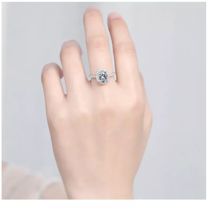 الماس المويسانيتي الفضي الإسترليني للنساء ، مجوهرات الزفاف الراقية ، لون D ، 1CT 2CT ، K50