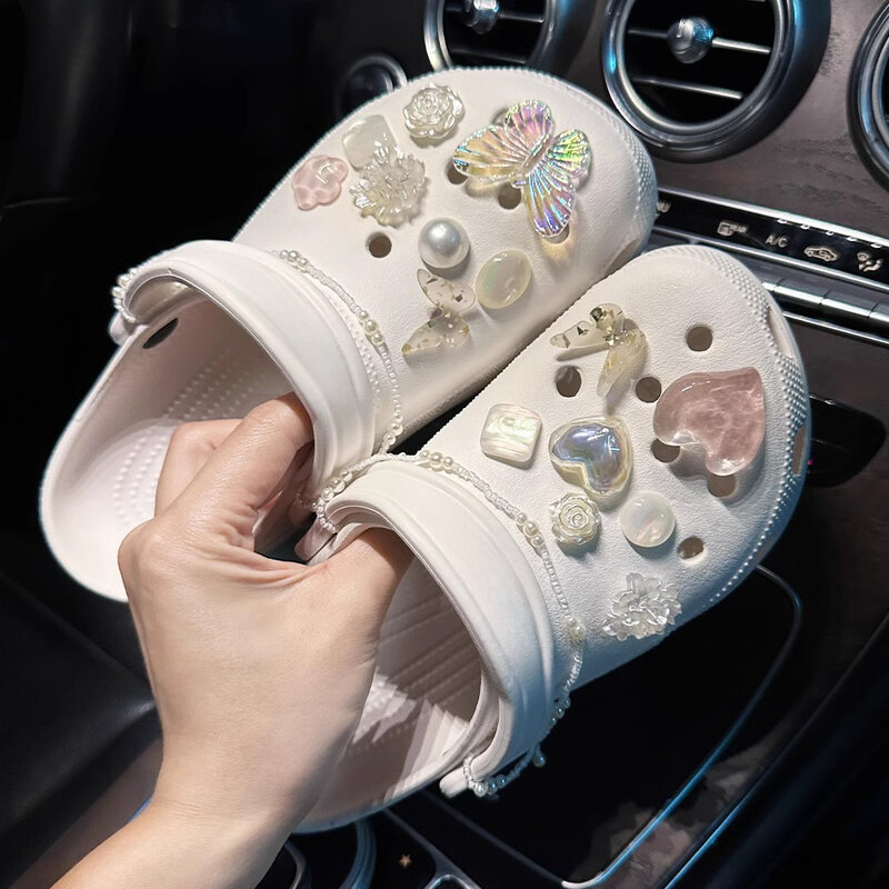 Ciondoli per scarpe per accessori coccodrillo decorazione con fibbia per scarpe in cristallo artificiale per Set di ciondoli Crocs regali di natale per feste per bambini