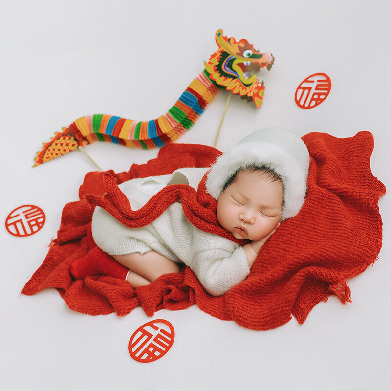 ชุดอุปกรณ์ประกอบฉากการถ่ายภาพรูปดราก้อนปีสำหรับเด็กทารกหมวกชุดบอดี้สูทผ้าพันคอ3ชิ้น/เซ็ตและอุปกรณ์ประกอบฉากถ่ายรูปมังกรจีน