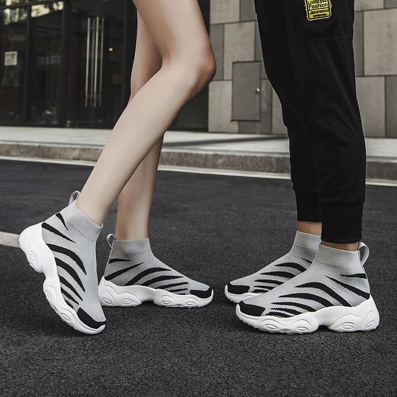 MWY Logo scarpe basse personalizzate scarpe da donna Sneakers Casual calze scarpe scarpe da passeggio Unisex scarpe da ginnastica traspiranti taglie forti Dames Schoenen