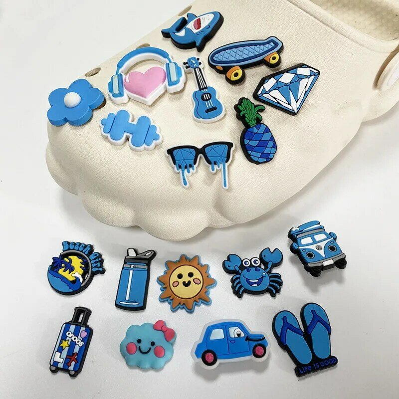 Hebilla de zapato de coche de cangrejo de sacudida azul de PVC, accesorios de dijes, decoraciones para sandalias, zapatillas, pulseras de zueco, regalo unisex