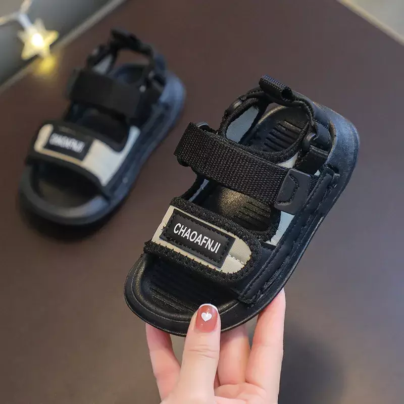 Sandálias leves antiderrapantes para bebê, sapatos de criança, sandálias infantis de verão, novo