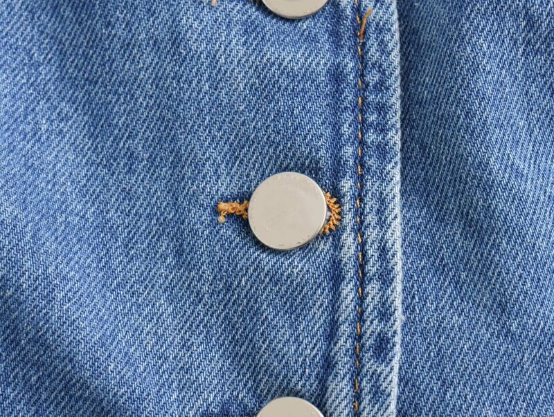 Fato de tecido denim feminino com saia midi de fenda, colete com decote em v, blusa chique, decoração de botões, coringa glamoroso, nova moda, 2024