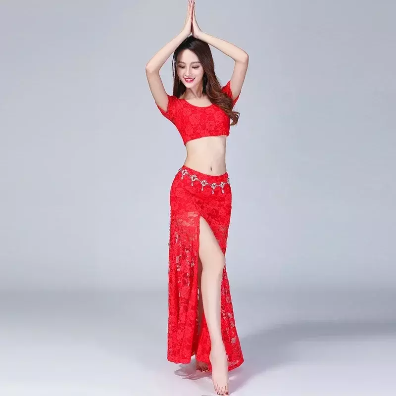 Taniec brzucha panie ćwiczą ubrania tańczą popularne seksowne indyjskie ubrania spektakl taneczny duże koronkowy komplet